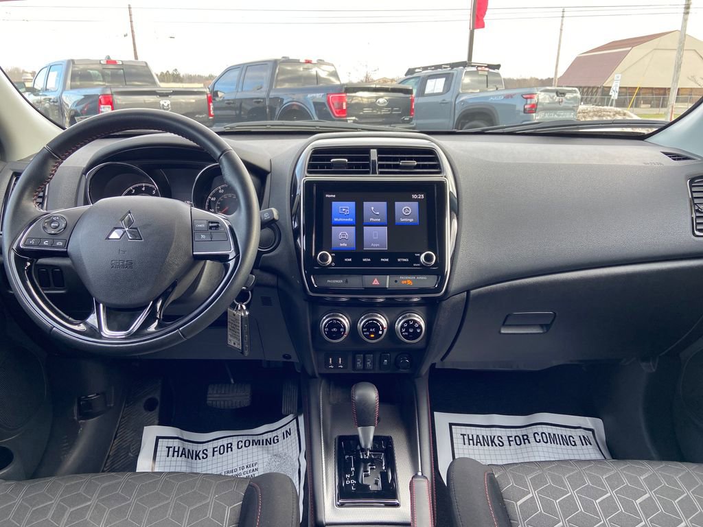 Used 2021 Mitsubishi Outlander Sport LE image 18