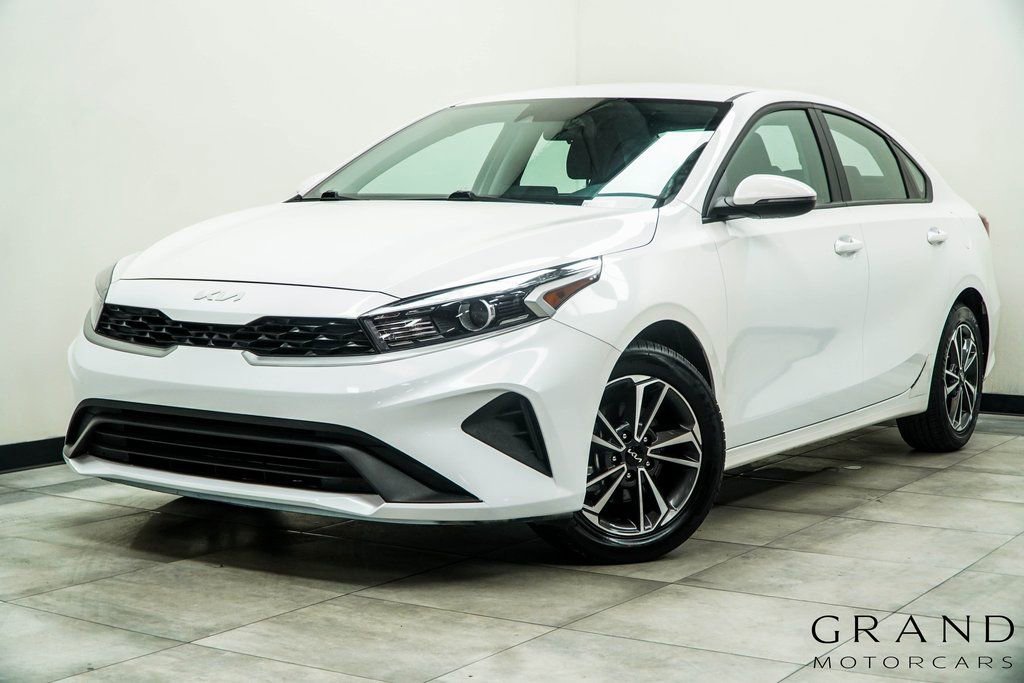 Used 2023 Kia Forte LXS w/ LXS Technology Package