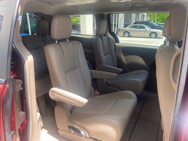 Used 2012 Chrysler Town & Country Touring w/ Entertainment Group #1 image 96
