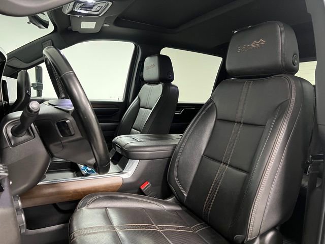 Used 2024 Chevrolet Silverado 3500 High Country w/ High Country Premium Package AWD/4WD image 22