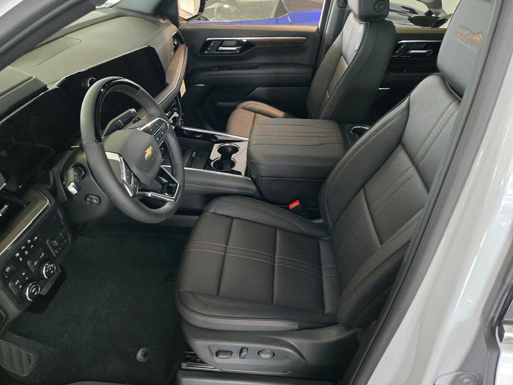 New 2026 Chevrolet Suburban High Country AWD/4WD image 27