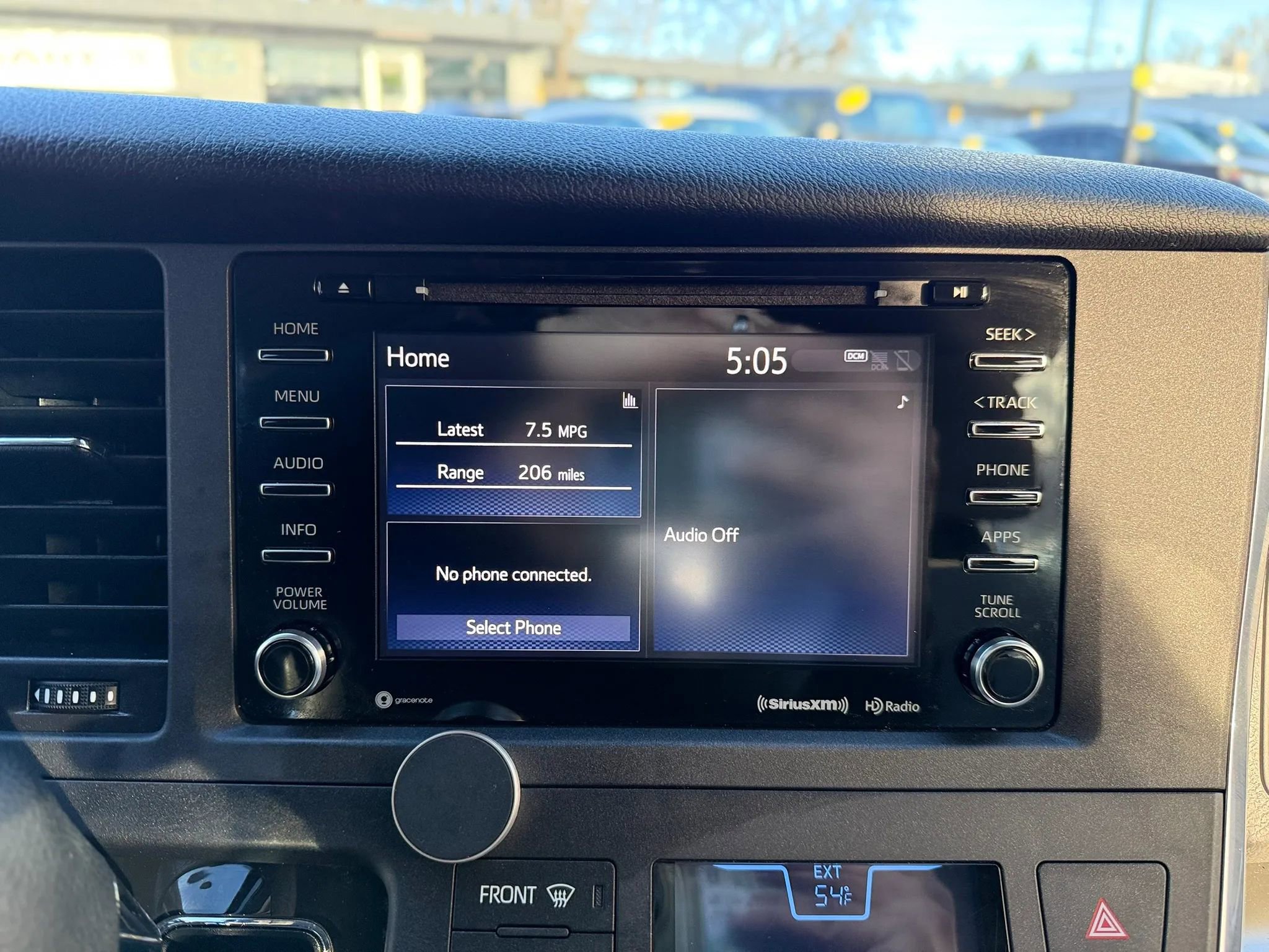 Used 2018 Toyota Sienna LE FWD image 30