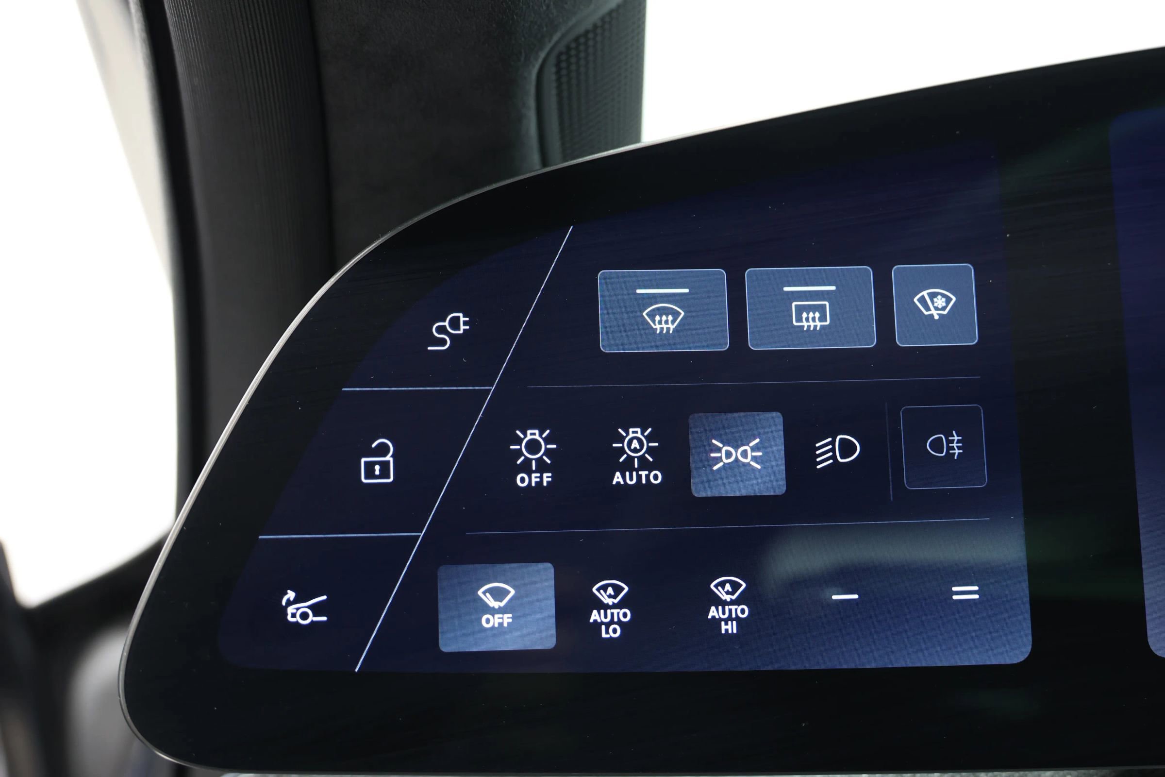 Used 2024 Lucid Air Pure image 19