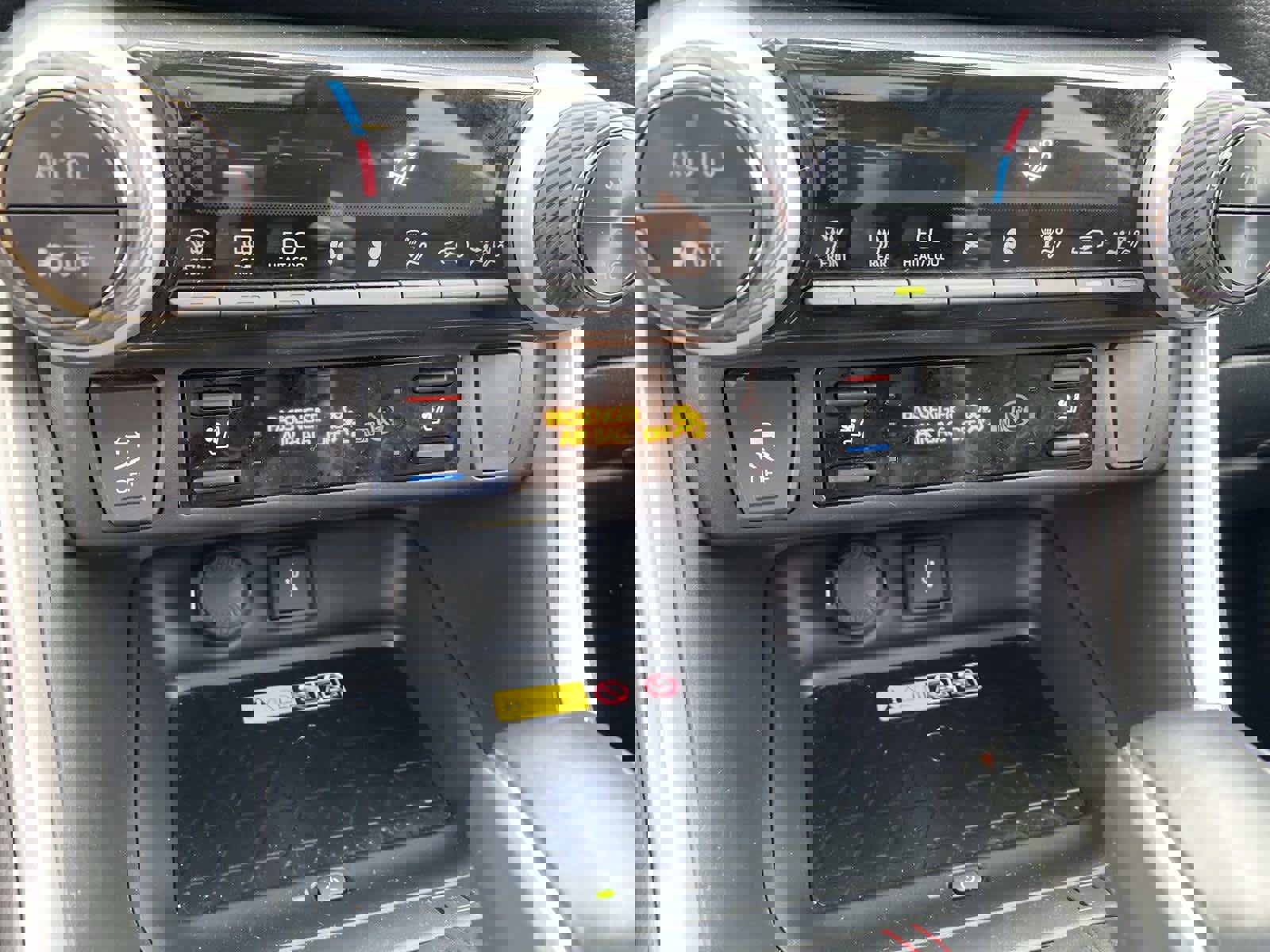 Used 2022 Toyota RAV4 XSE image 17