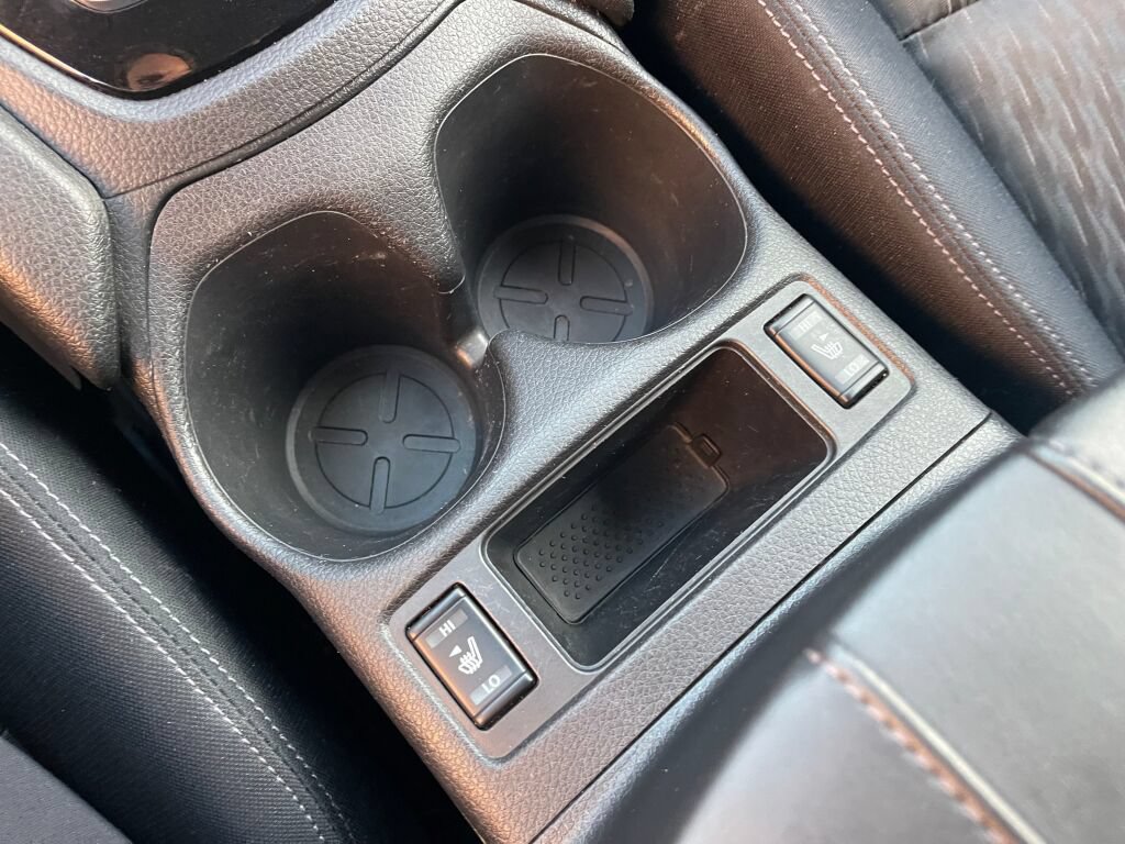 Used 2018 Nissan Rogue AWD image 15