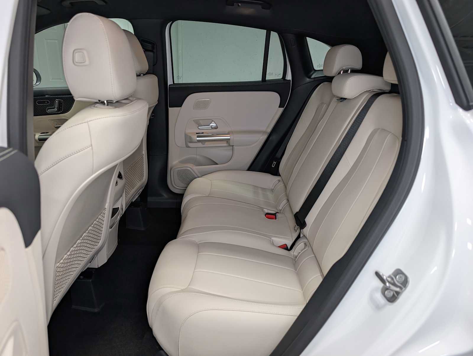 New 2026 Mercedes-Benz GLA 250 4MATIC image 16