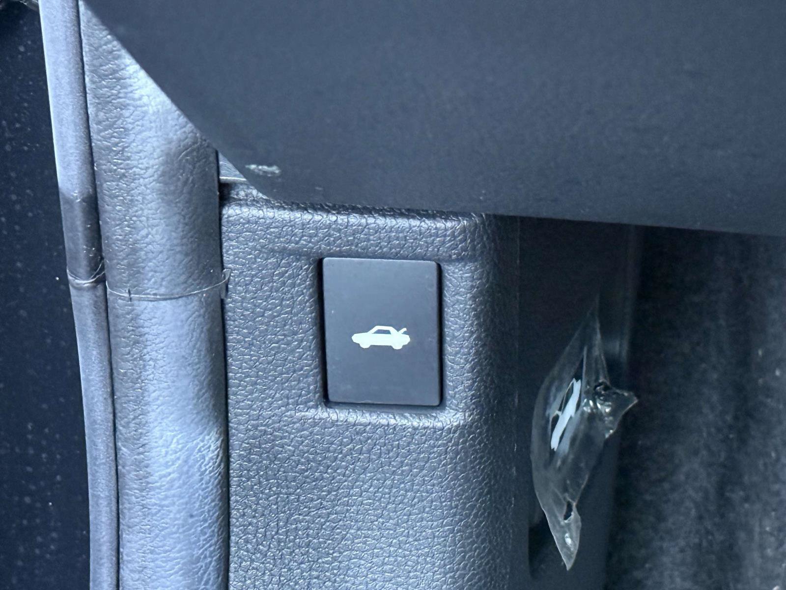 Certified 2025 Honda Accord LX image 27