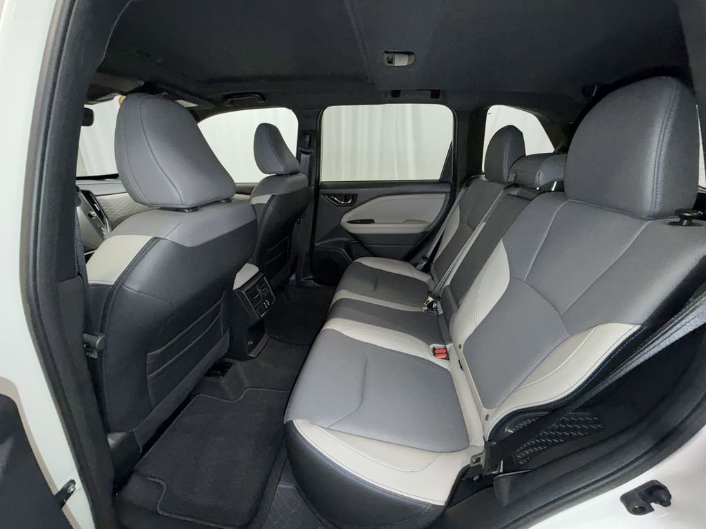 Certified 2025 Subaru Forester Limited image 13