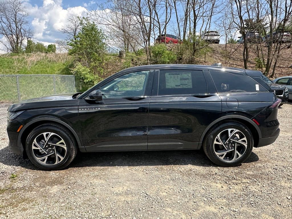 New 2026 Lincoln Nautilus Premier w/ Equipment Group 102A AWD/4WD image 2