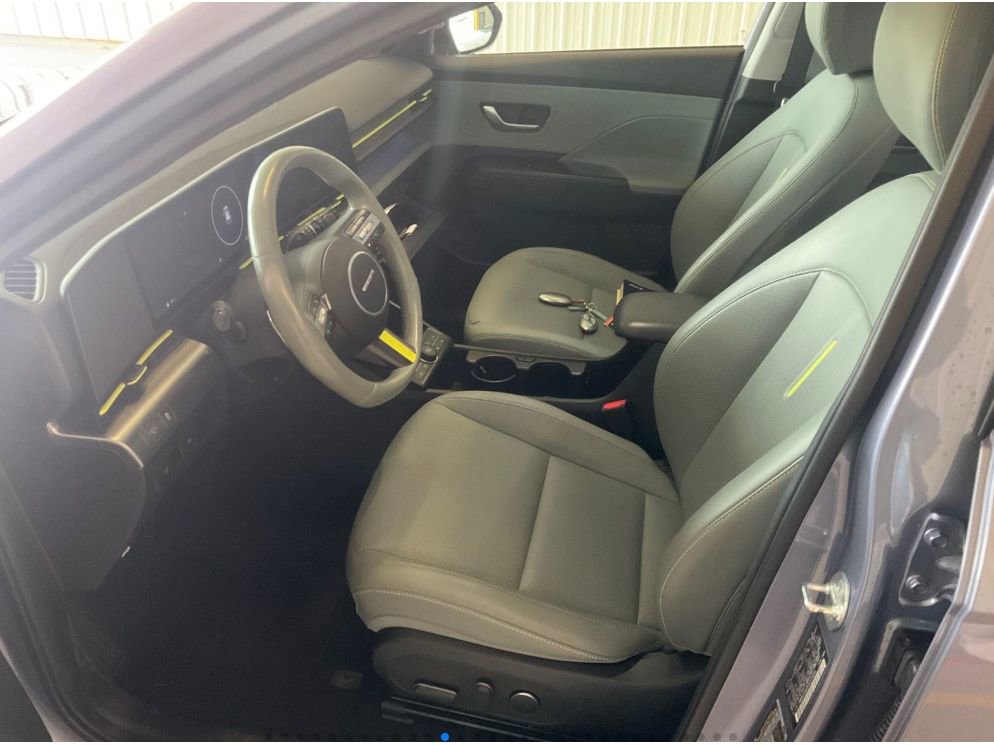 Used 2024 Hyundai Kona Limited FWD image 5