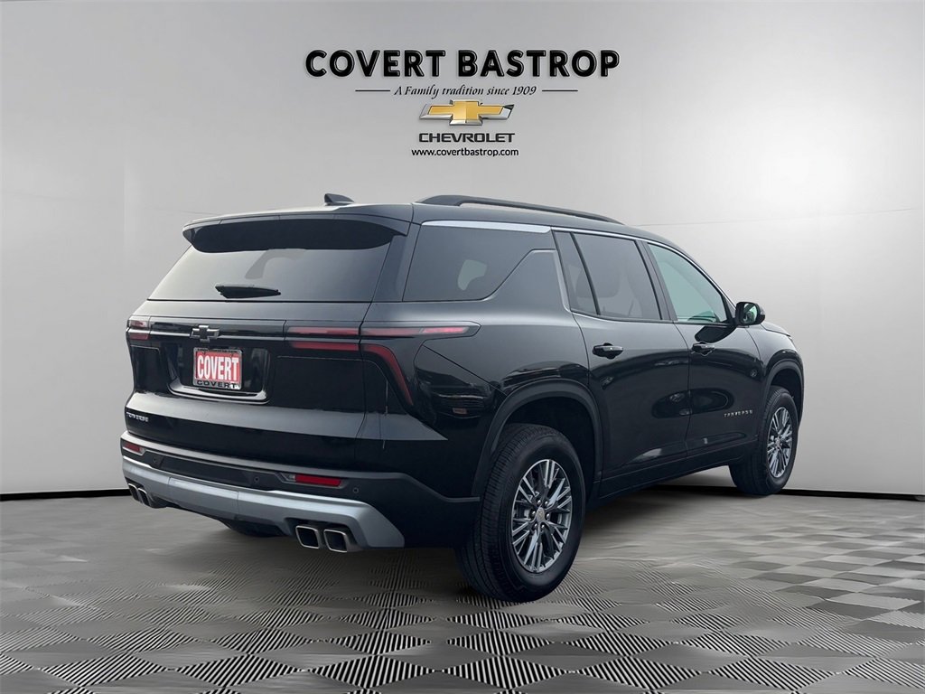 Used 2025 Chevrolet Traverse LT image 6