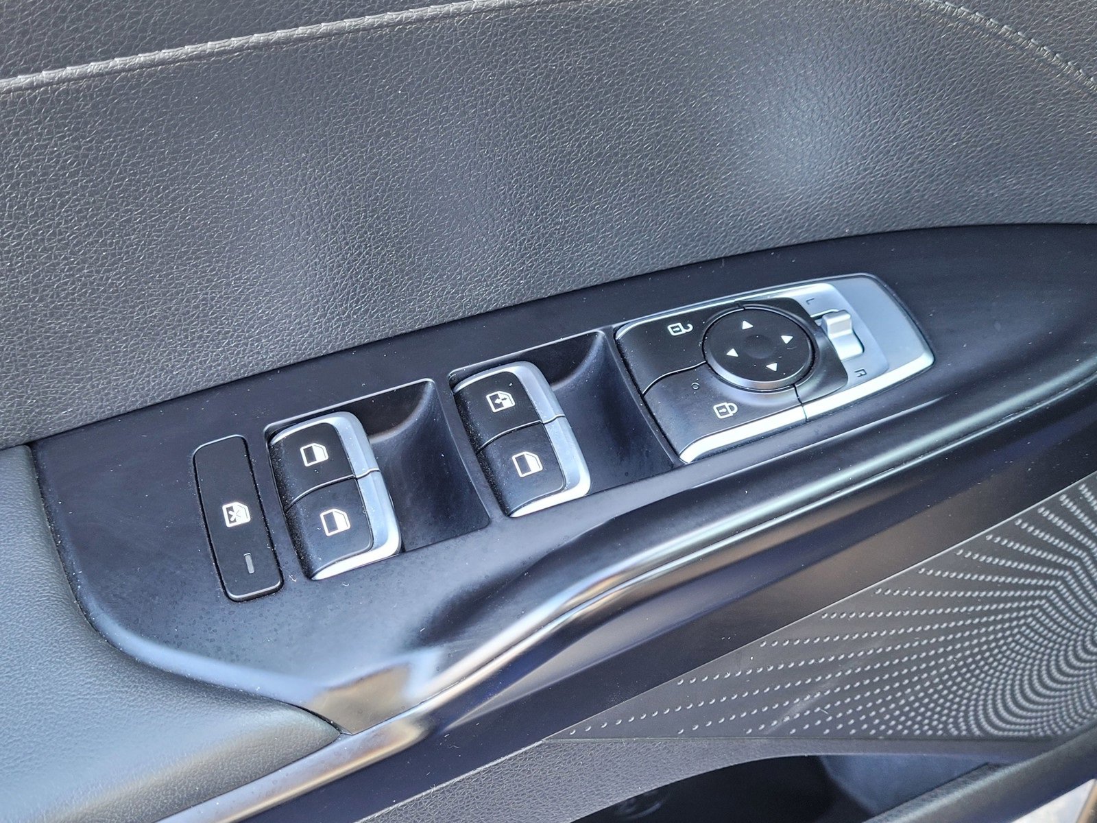 Used 2023 Kia K5 GT-Line image 17