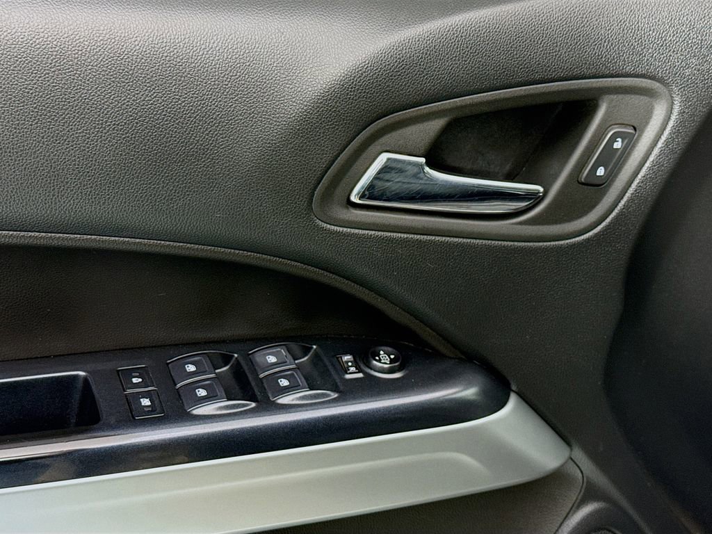 Used 2022 Chevrolet Colorado ZR2 image 18