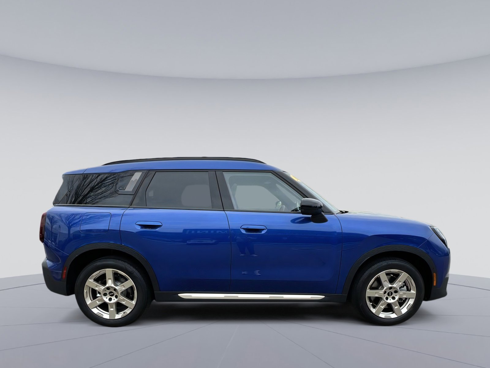 Certified 2025 MINI Cooper Countryman S w/ Comfort Package Max image 6