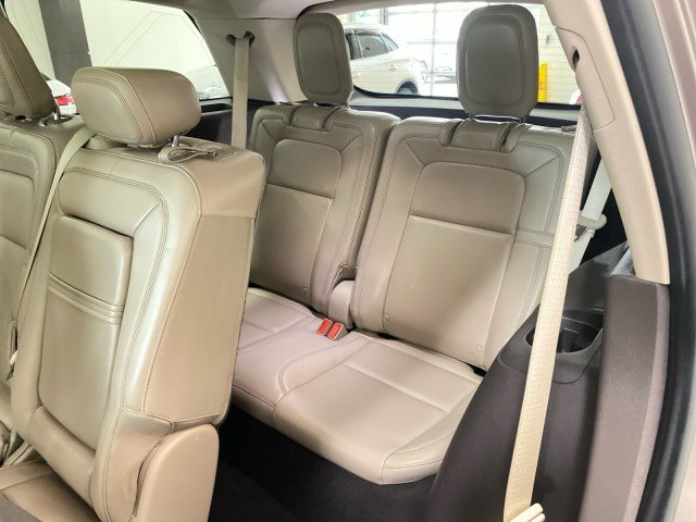 Used 2020 Lincoln Aviator Reserve w/ Equipment Group 201A AWD/4WD image 10