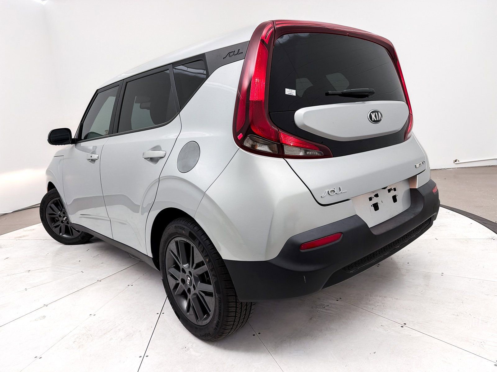 Used 2021 Kia Soul EX image 9