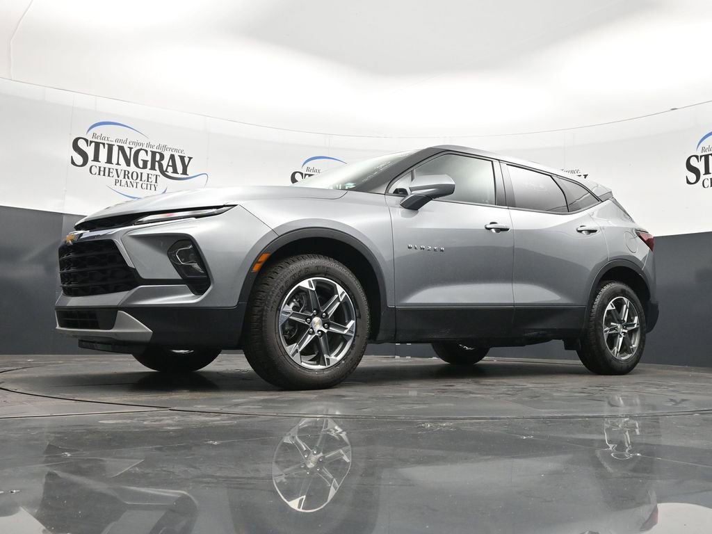 Used 2025 Chevrolet Blazer LT image 19