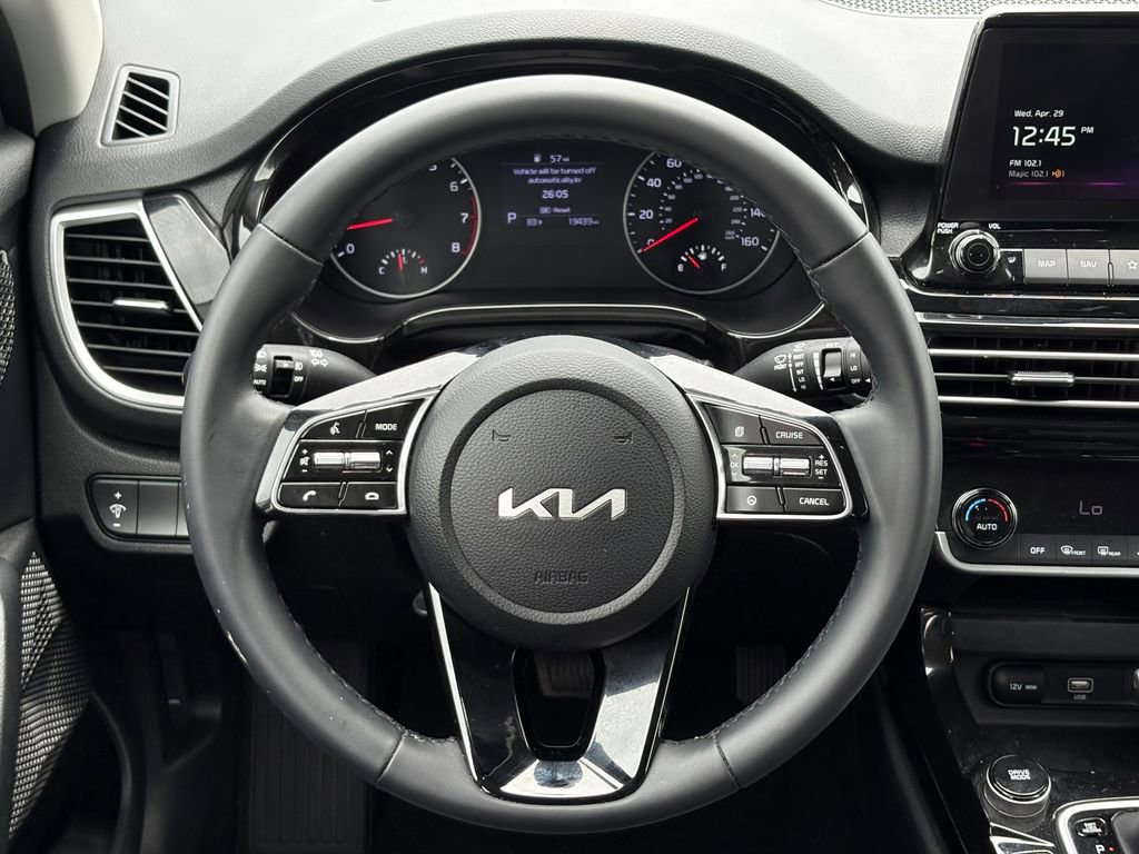 Certified 2023 Kia Seltos EX AWD/4WD image 34