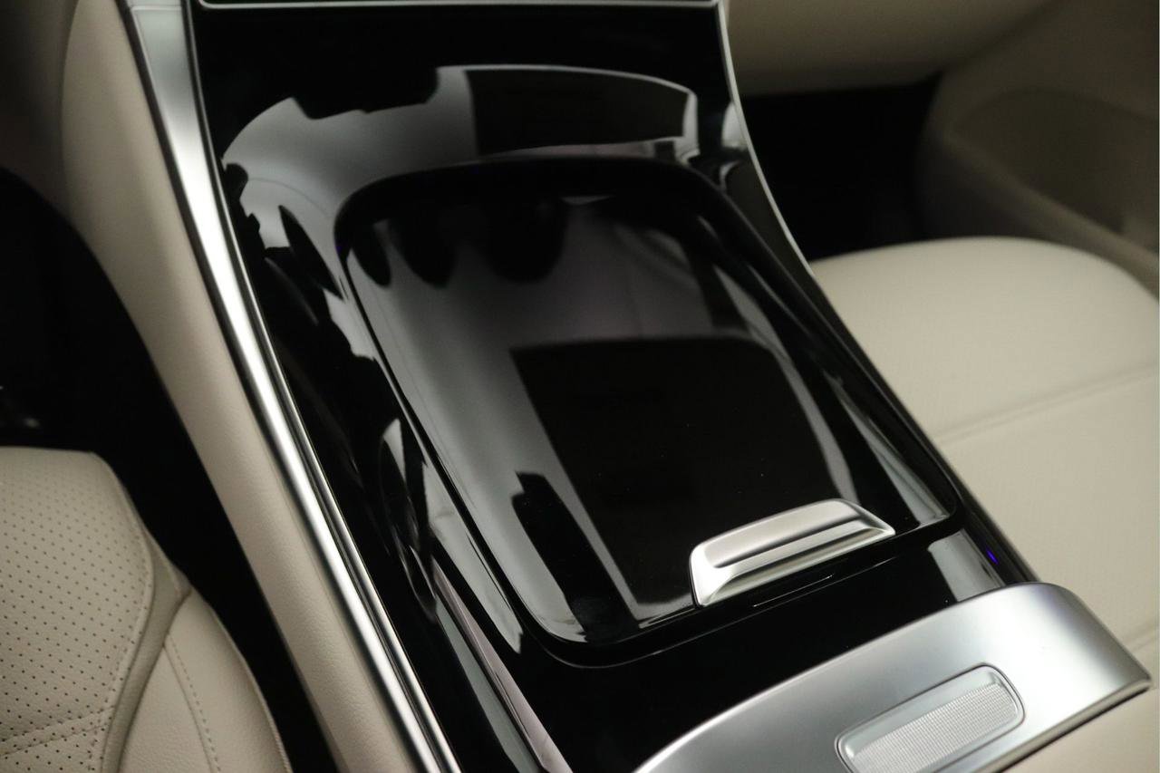 New 2026 Mercedes-Benz GLC 300 image 6