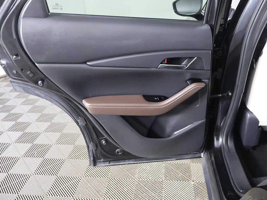 Used 2021 MAZDA CX-30 2.5 Turbo w/ Premium Package image 27