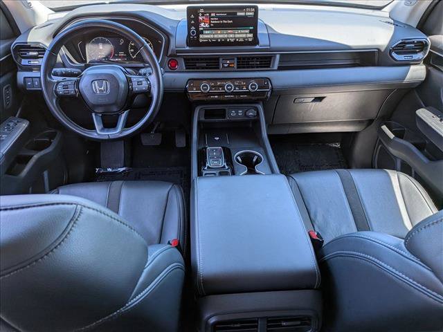 Used 2024 Honda Pilot Touring image 16