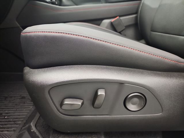 New 2026 Chevrolet Traverse Z71 w/ LPO, Floor Liner Package image 15