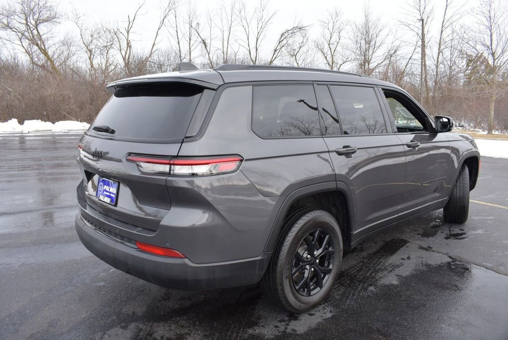Used 2024 Jeep Grand Cherokee L Altitude image 5