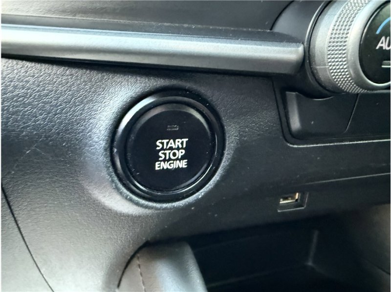 Used 2021 MAZDA MAZDA3 s image 37