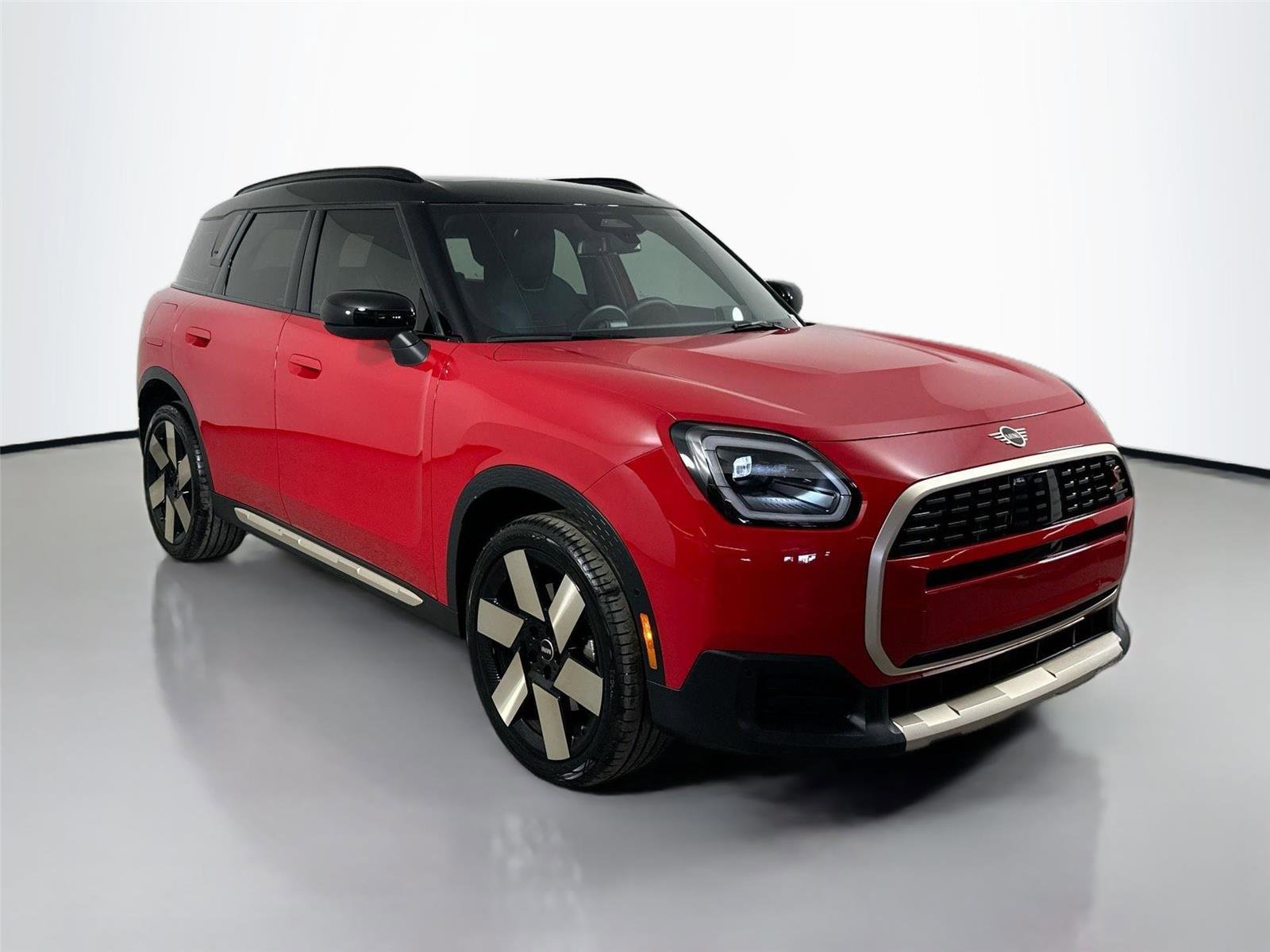 Certified 2025 MINI Cooper Countryman S AWD/4WD image 3