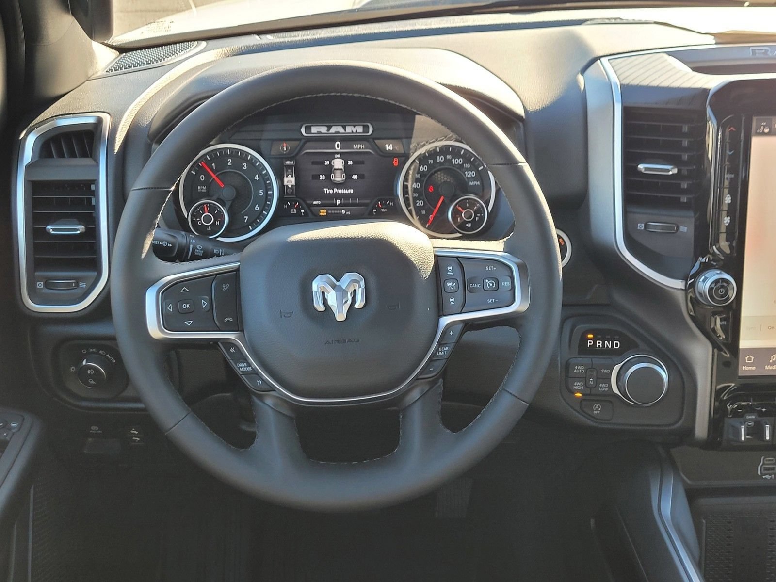 New 2026 RAM 1500 Big Horn AWD/4WD image 10