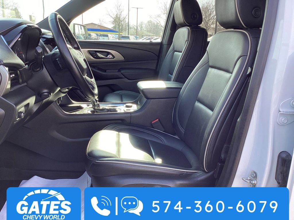 Used 2023 Chevrolet Traverse Premier image 14
