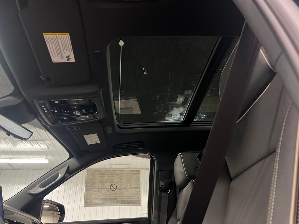 New 2026 GMC Yukon XL Elevation w/ Elevation Premium Package AWD/4WD image 28