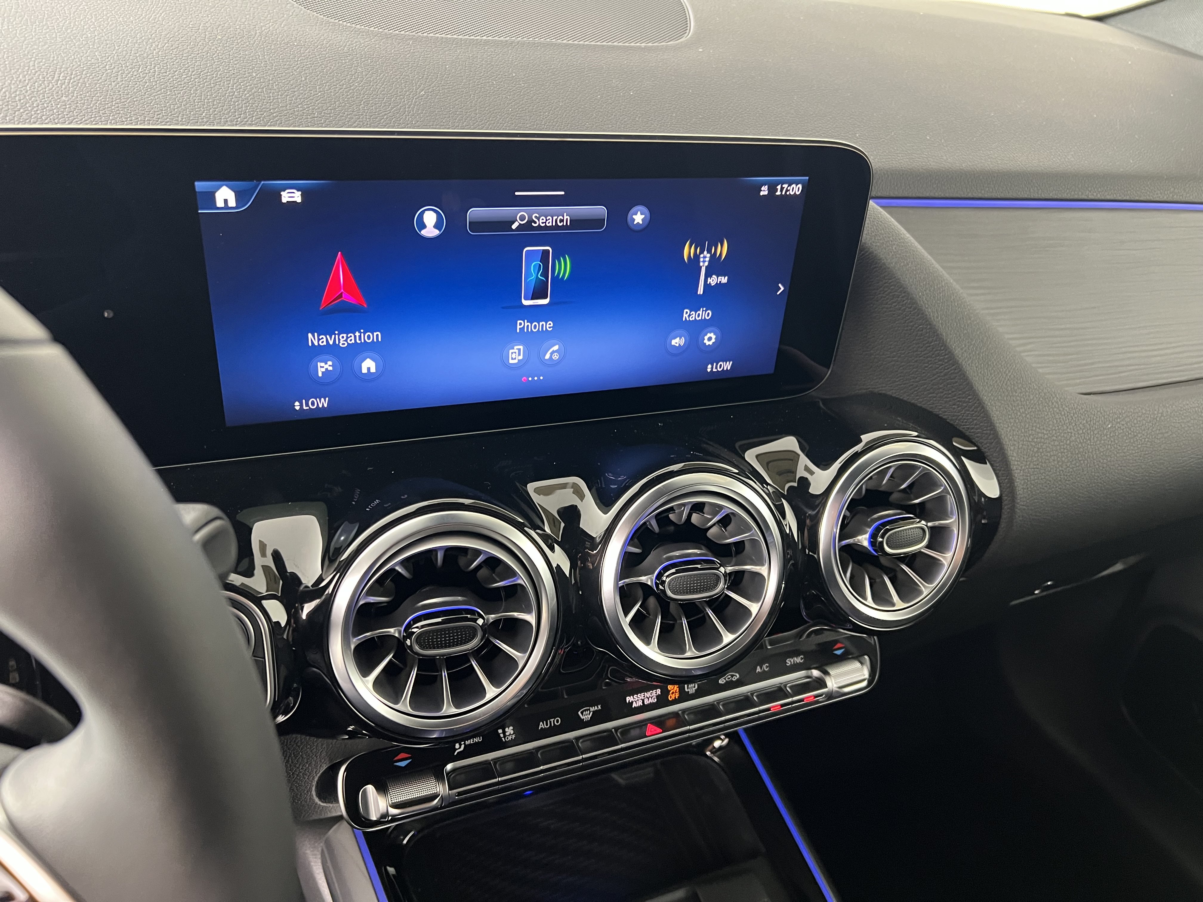 New 2026 Mercedes-Benz GLA 250 4MATIC image 30