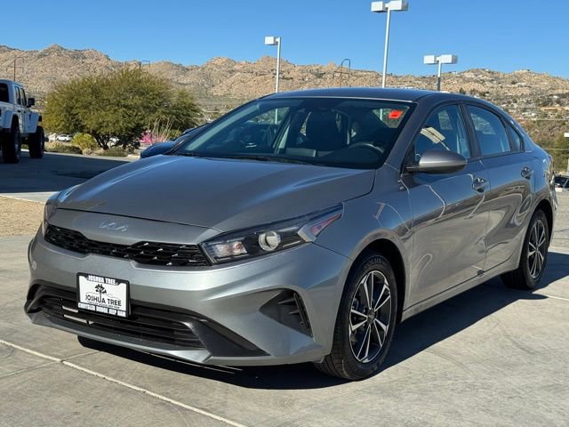 Used 2024 Kia Forte LXS image 3