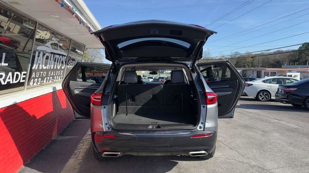 Used 2020 Buick Enclave Essence image 25