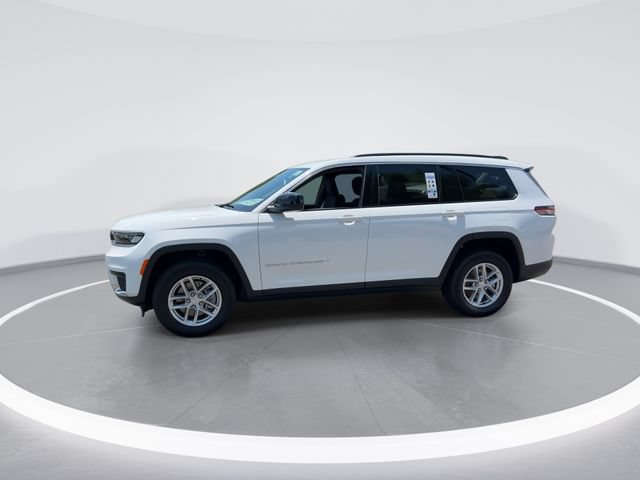 Used 2025 Jeep Grand Cherokee L Laredo RWD image 4