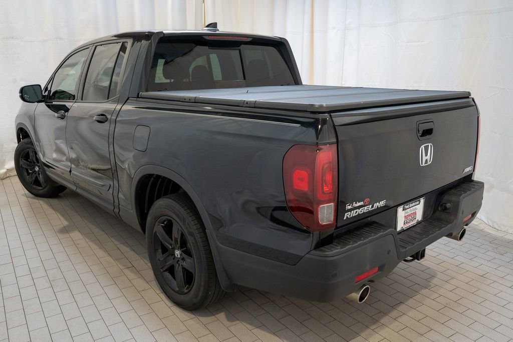 Used 2021 Honda Ridgeline Black Edition image 3