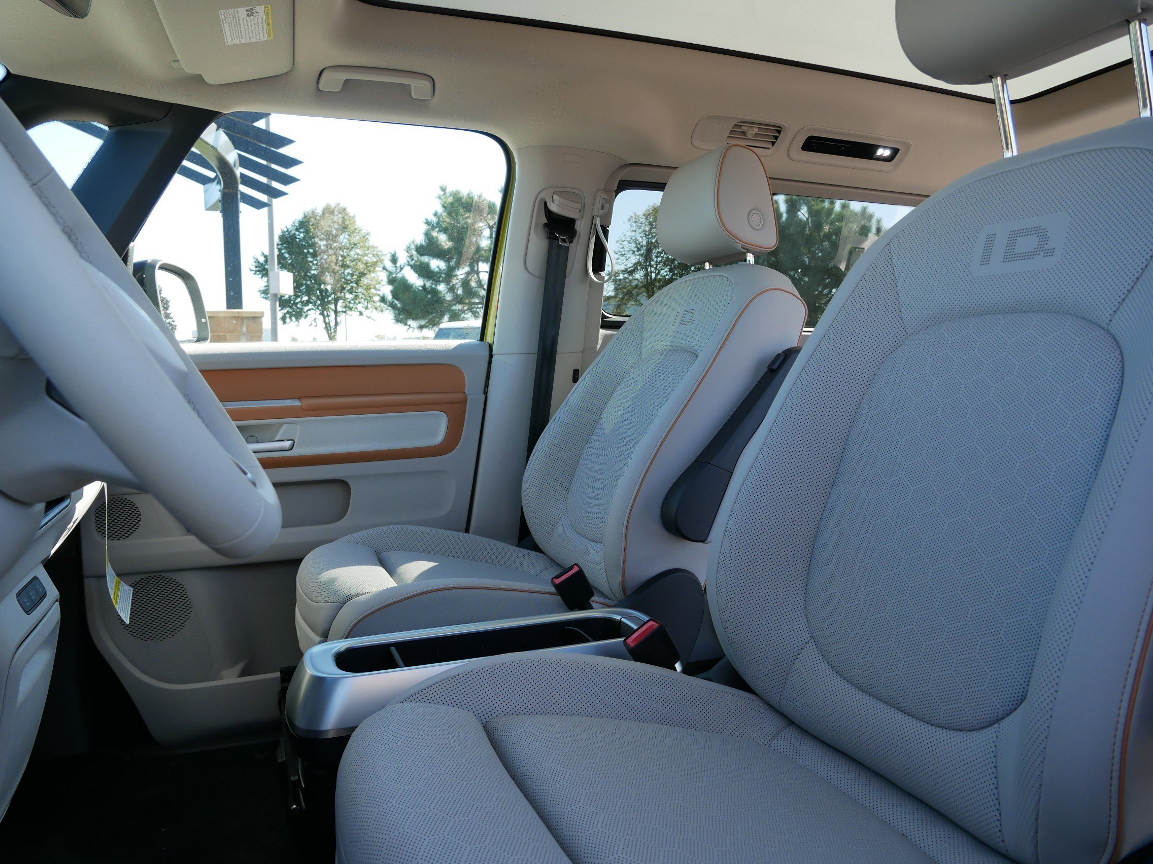 New 2025 Volkswagen ID. Buzz Pro S Plus image 4