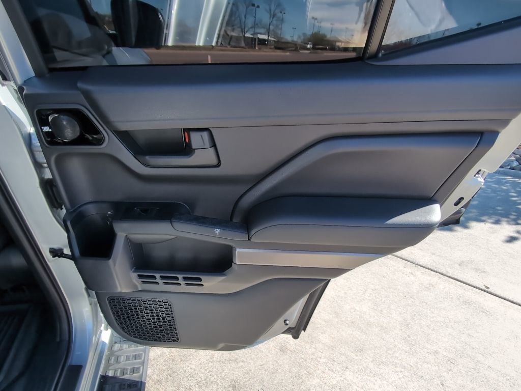 Used 2025 Toyota 4Runner TRD Off-Road Premium AWD/4WD image 28