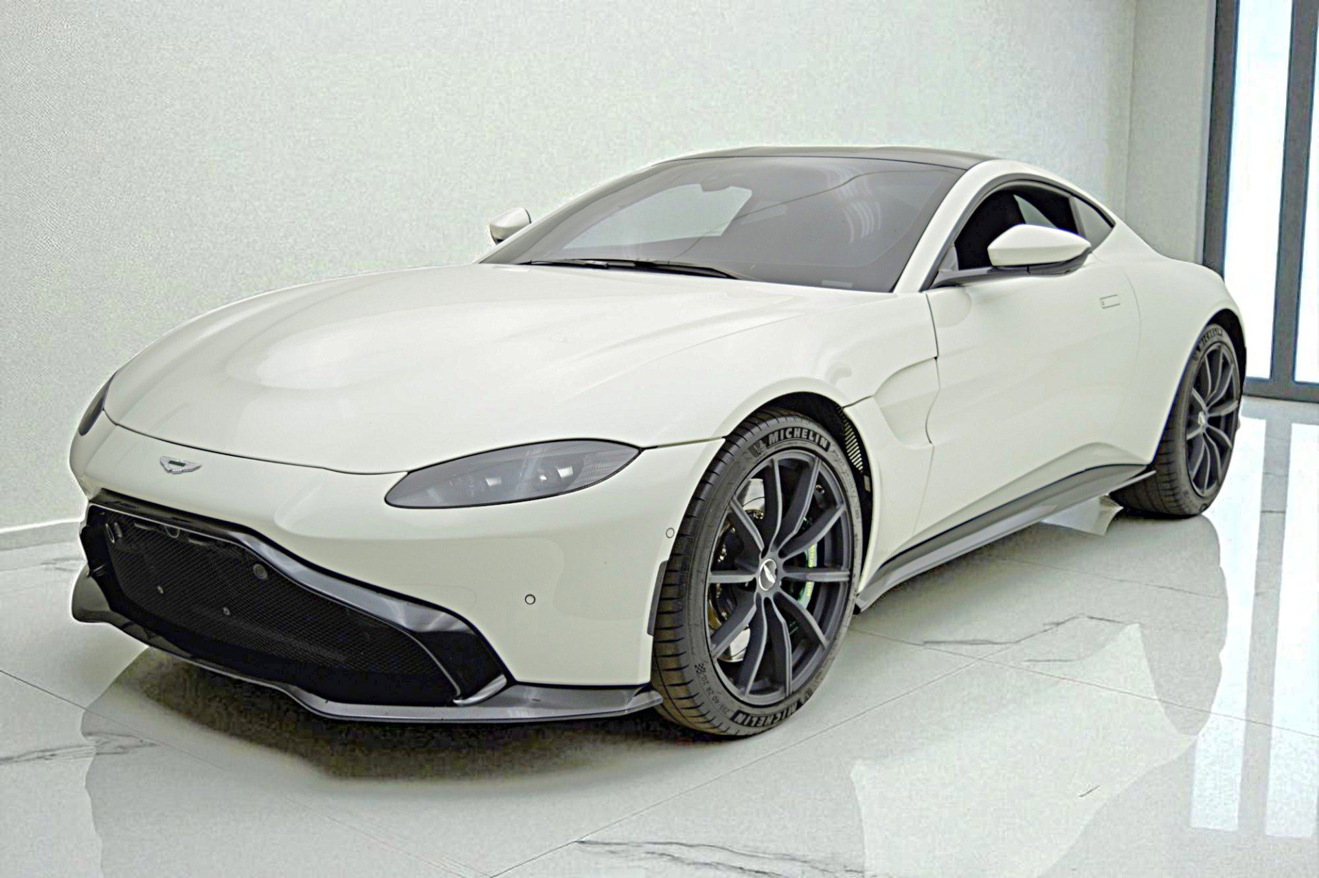 Used 2019 Aston Martin V8 Vantage Coupe