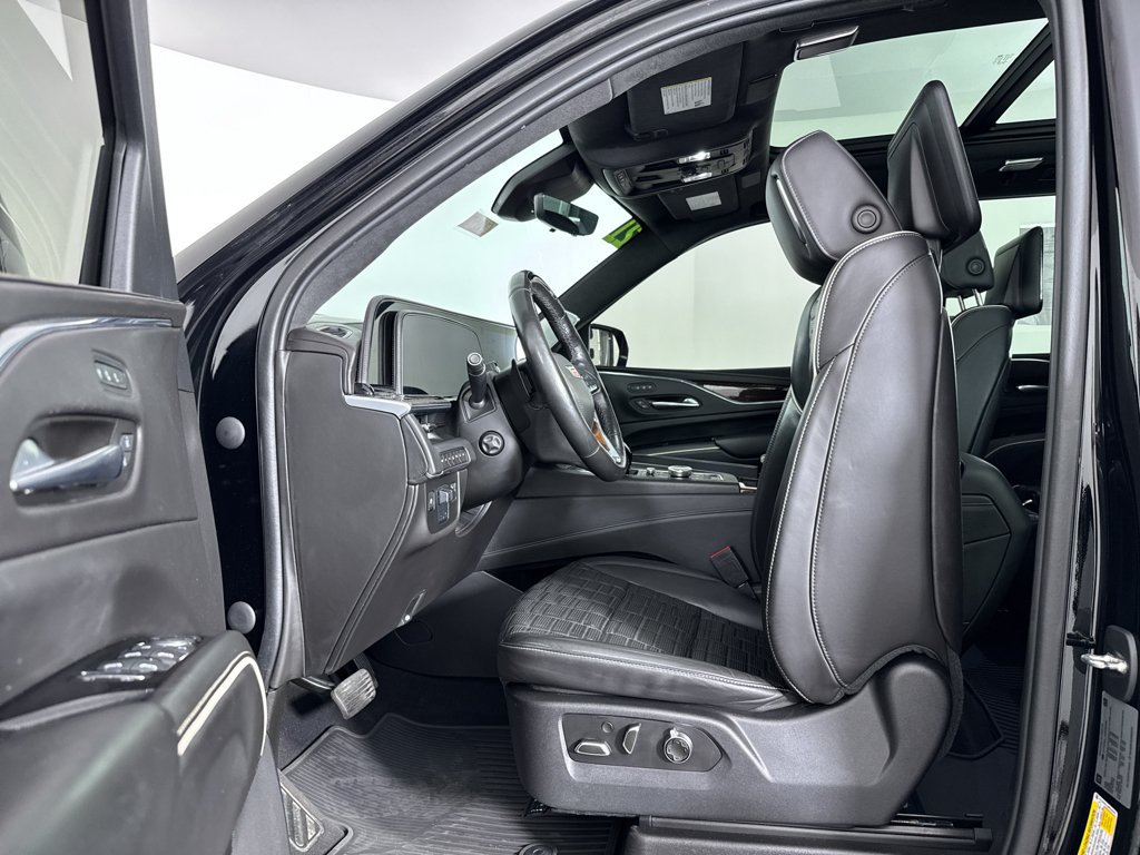 Used 2021 Cadillac Escalade Sport Platinum AWD/4WD image 5