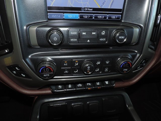 Used 2018 Chevrolet Silverado 2500 High Country w/ Duramax Plus Package AWD/4WD image 25