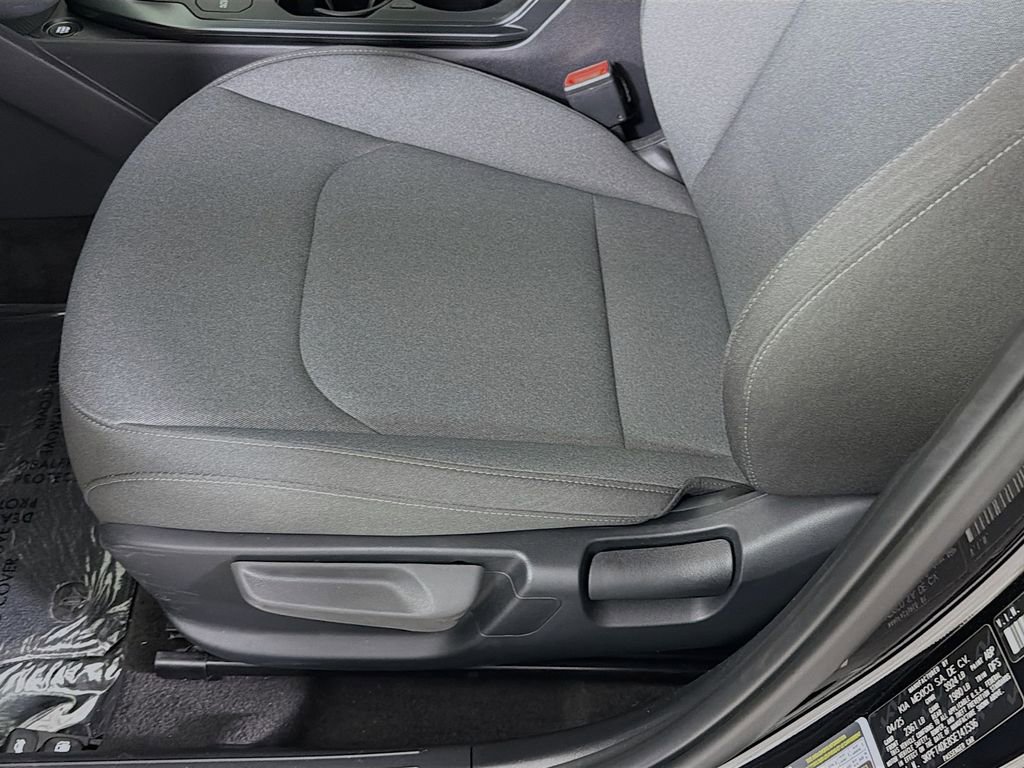 Used 2025 Kia K4 LX image 21