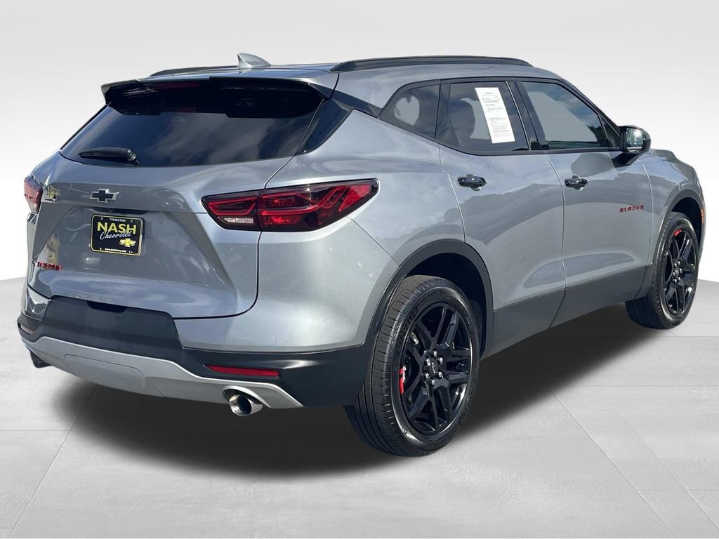Used 2024 Chevrolet Blazer LT w/ Redline Edition image 3