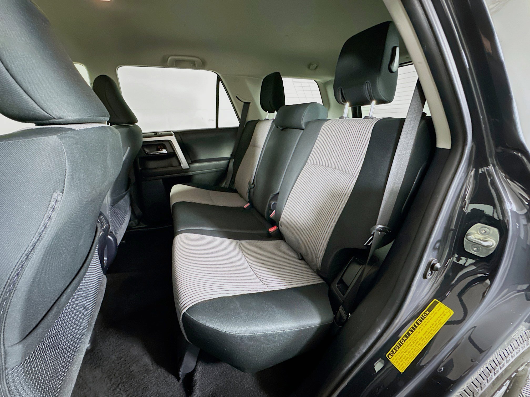 Used 2024 Toyota 4Runner SR5 AWD/4WD image 26