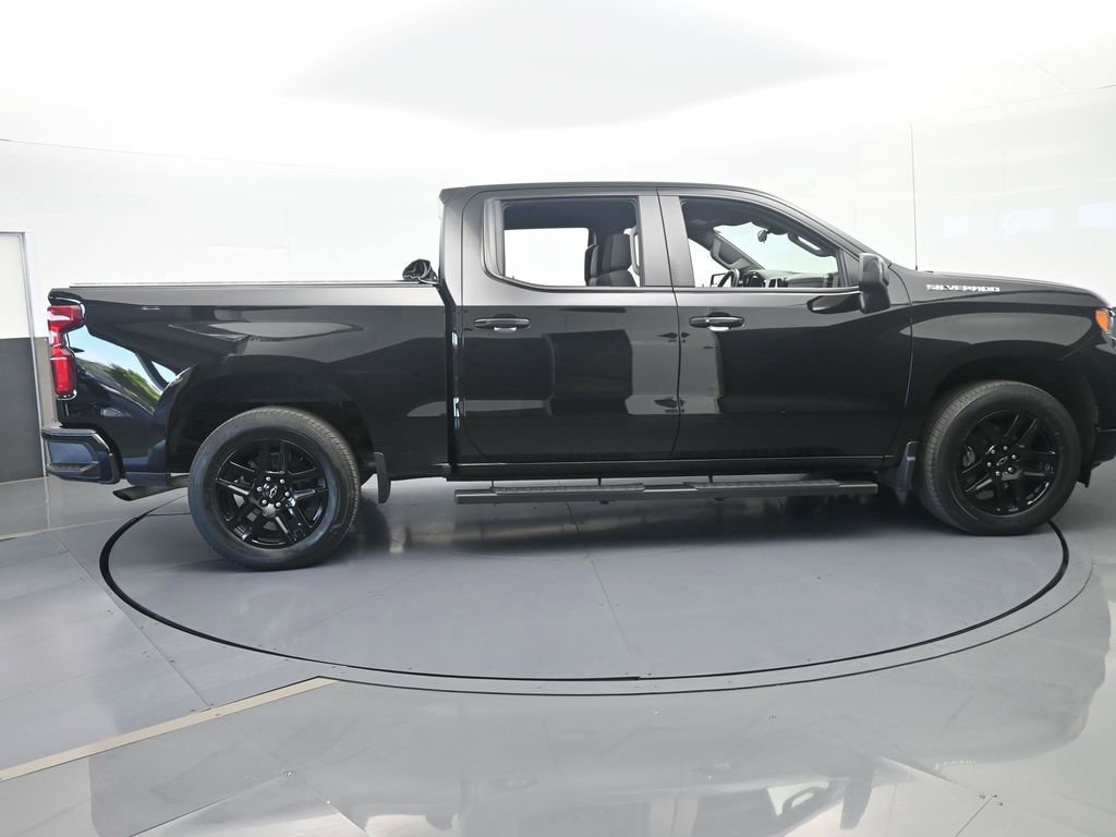 Used 2023 Chevrolet Silverado 1500 RST RWD image 7