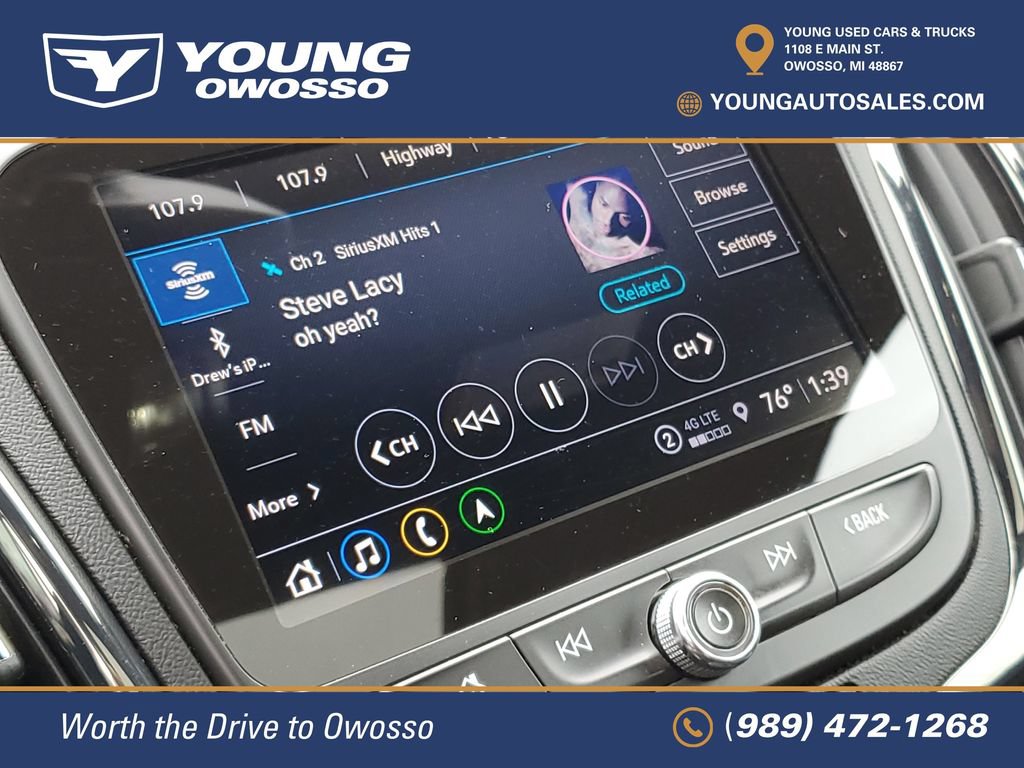 Used 2022 Chevrolet Equinox RS w/ RS Leather Package FWD image 18