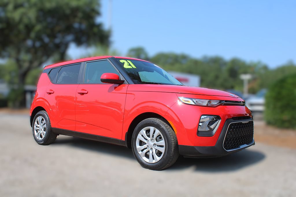 Certified 2021 Kia Soul LX FWD image 3