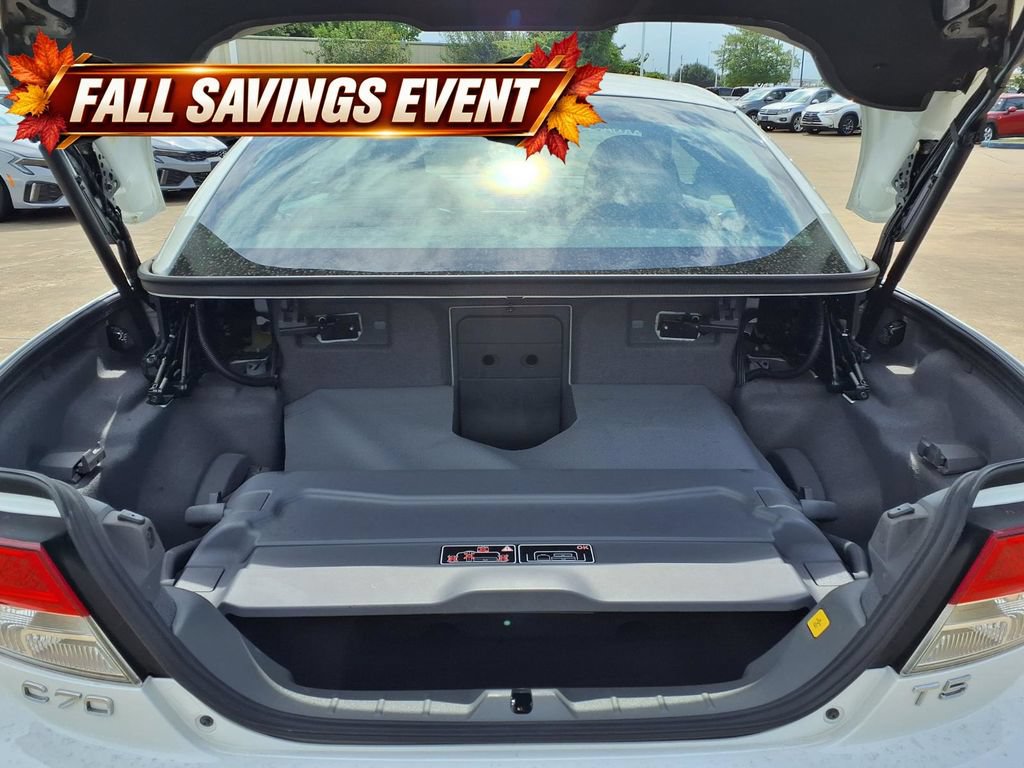 Used 2011 Volvo C70 T5 w/ Multimedia Pkg FWD image 12