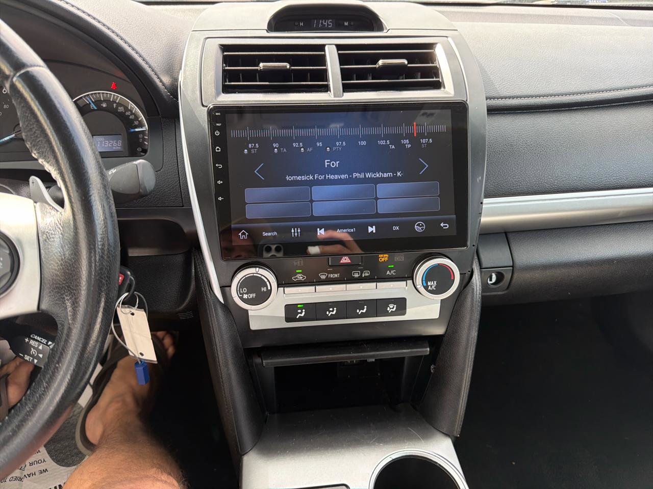 Used 2014 Toyota Camry SE image 20